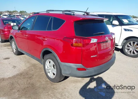 2015 Toyota Rav4 Le z USA, uszkodzony, nr VIN 2T3ZFREV5FW180451